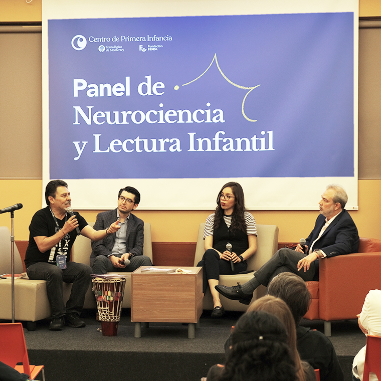 En el marco de la Feria Internacional del libro Monterrey, el Centro llevó a cabo pláticas en las que médicos y escritores vincularon el impacto de la lectura al desarrollo neuronal de los pequeños.